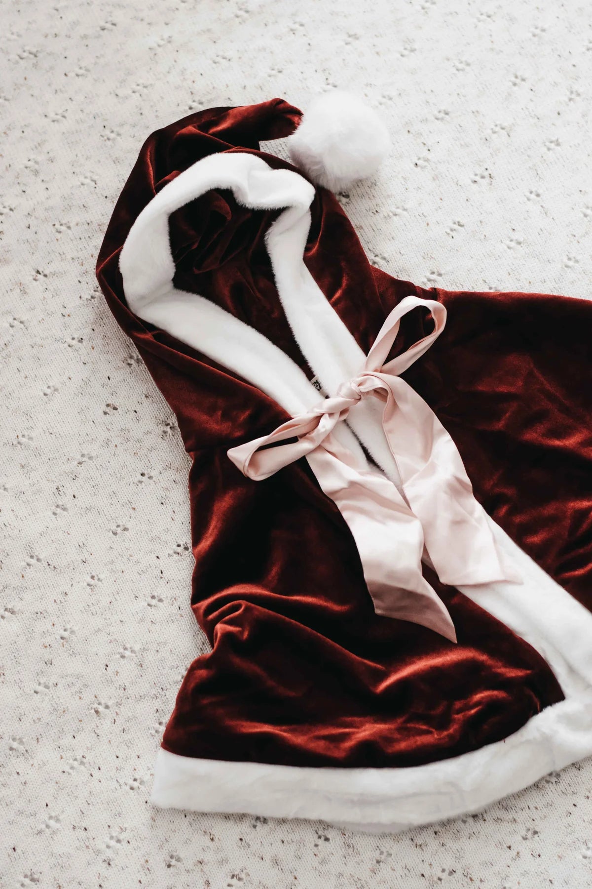 VELVET CAPE