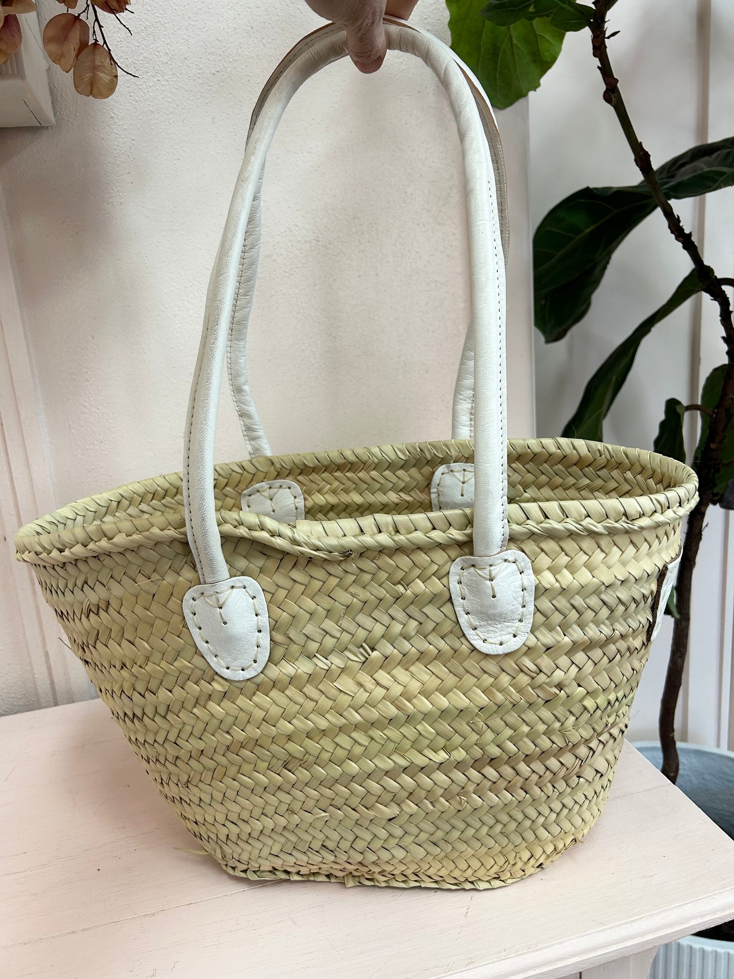 Maddy Basket White