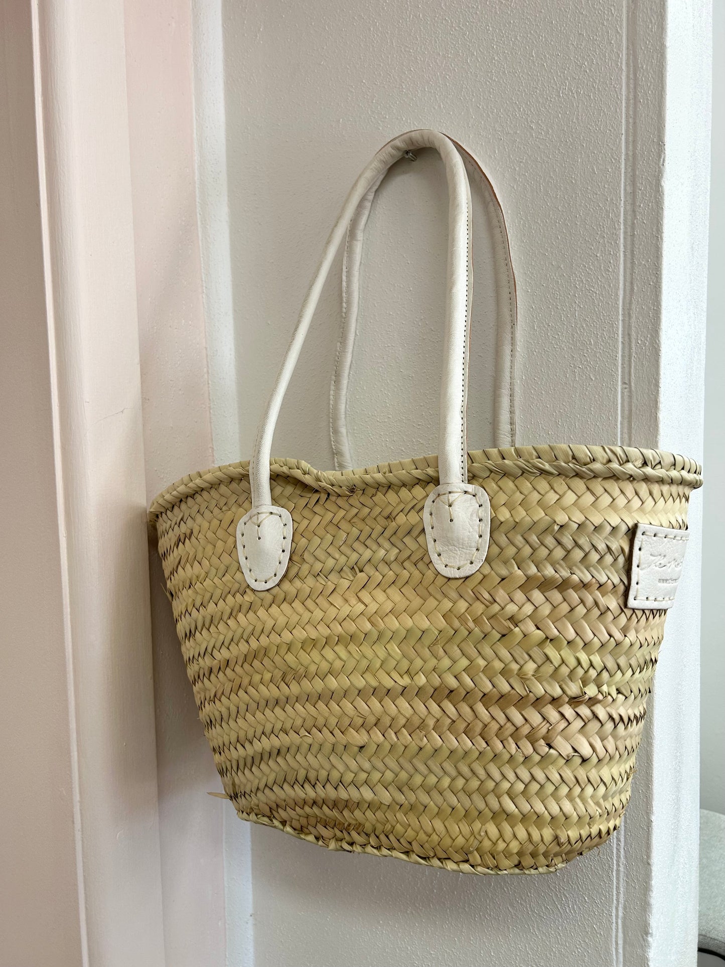 Maddy Basket White