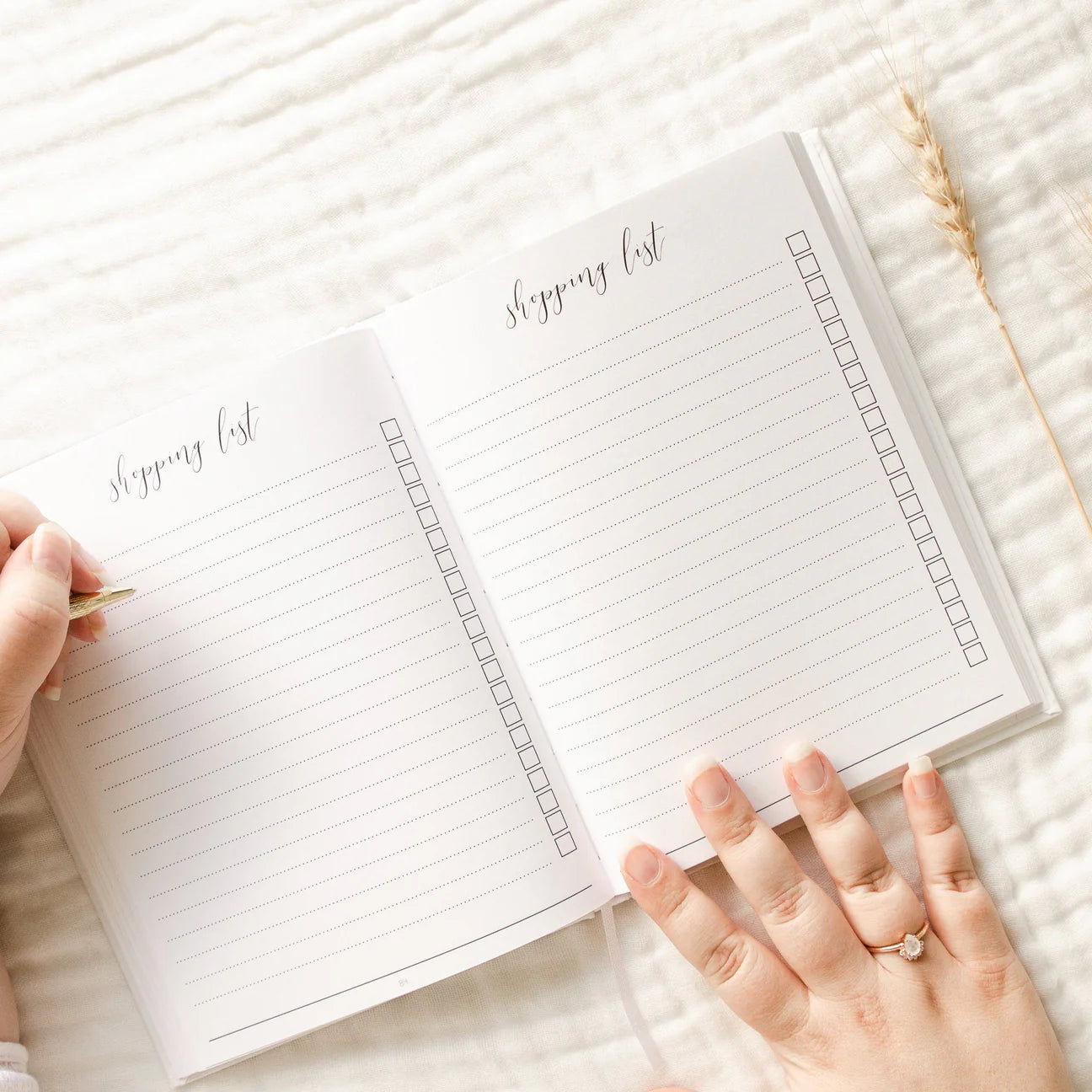 Hello Little Mama - Pregnancy Journal
