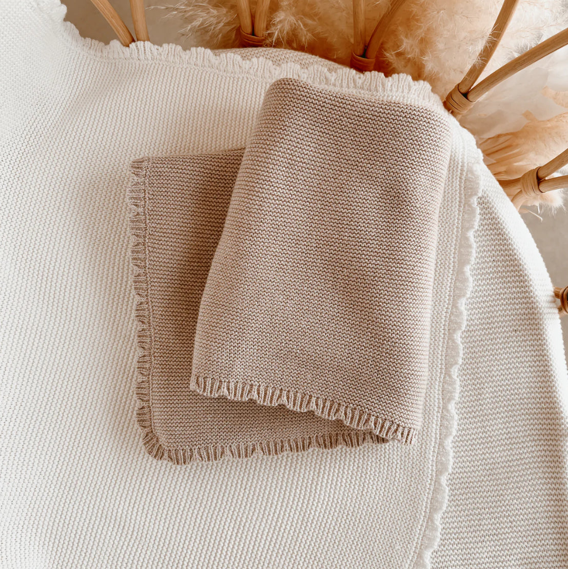 Heirloom Scallop Knit Blanket