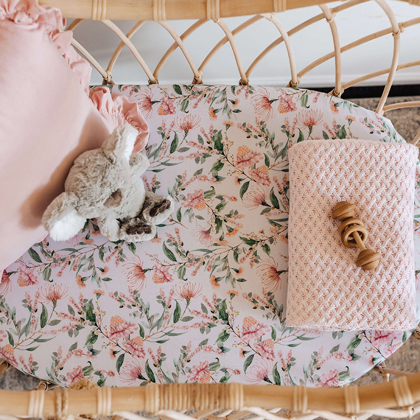 Sheets, Blankets & Nursery Decor