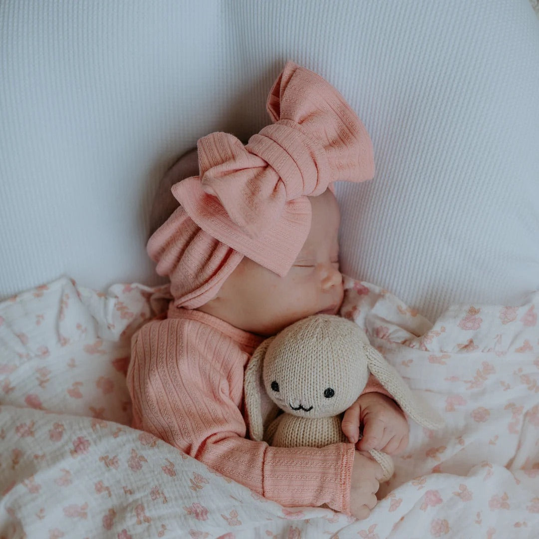 Bows, Bibs & Beanies