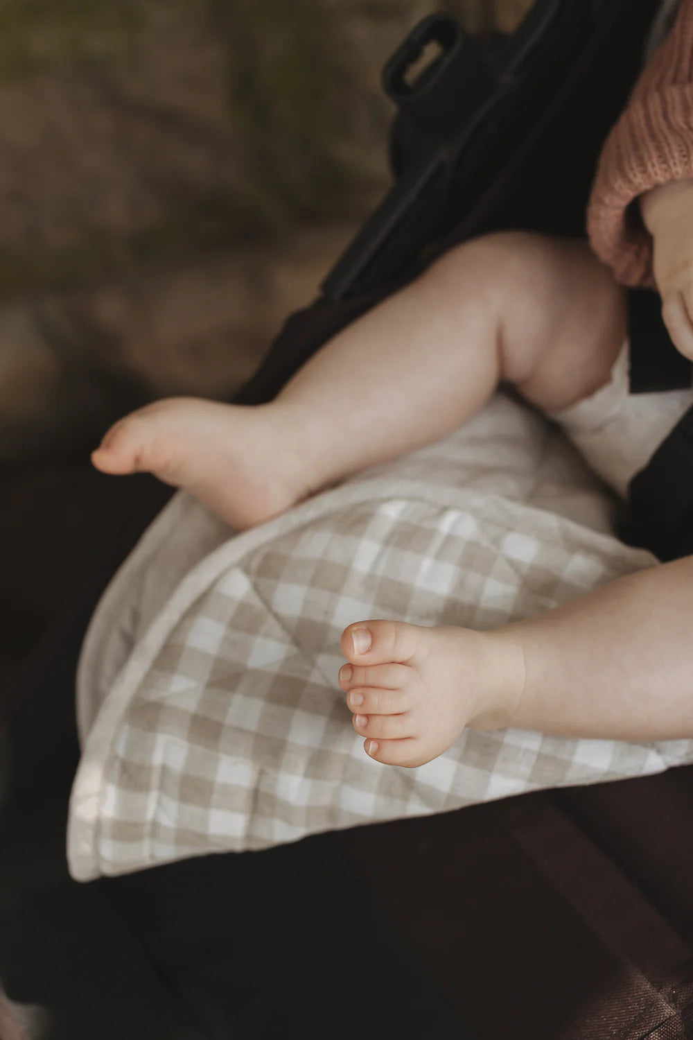OATMEAL & GINGHAM - PRAM LINER WITH MATCHING SHOULDER STRAPS