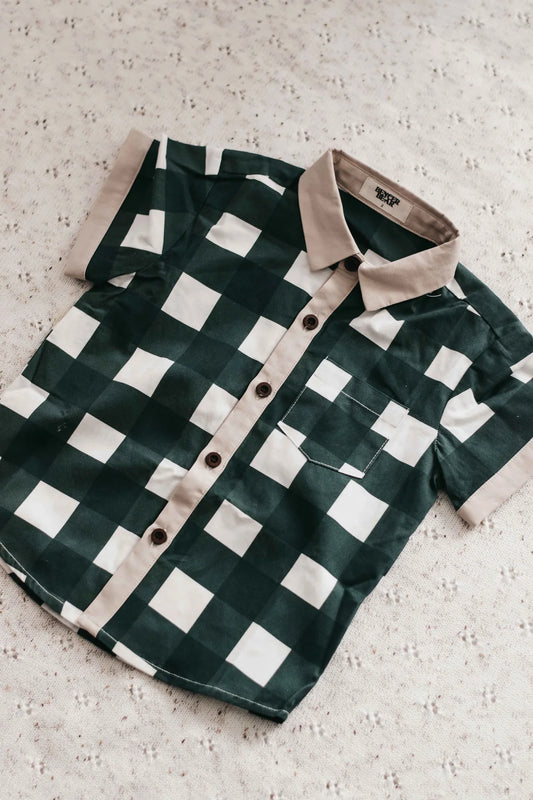 MEN'S COLLARED SHIRT: GREEN GINGHAM