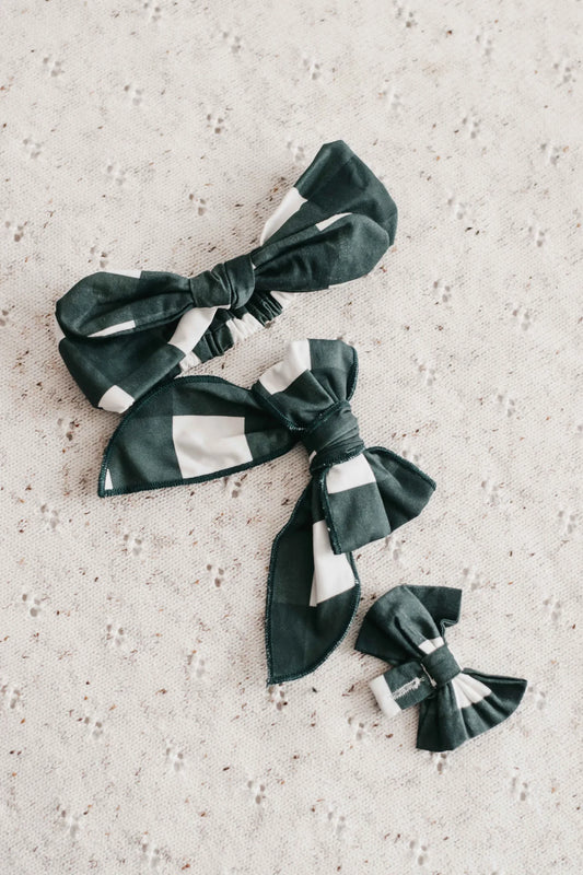 BOWS & BOWTIES: GREEN GINGHAM