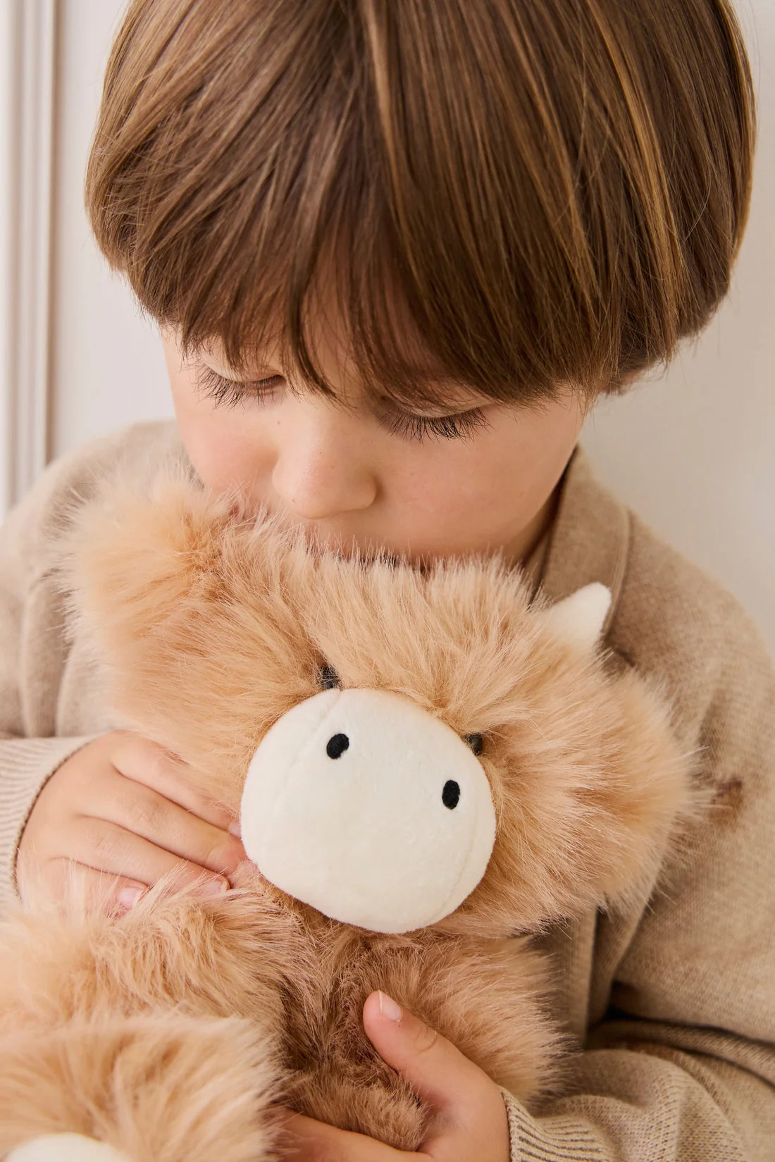 Snuggle Bunnies - Hilda The Highland Cow - Caramel