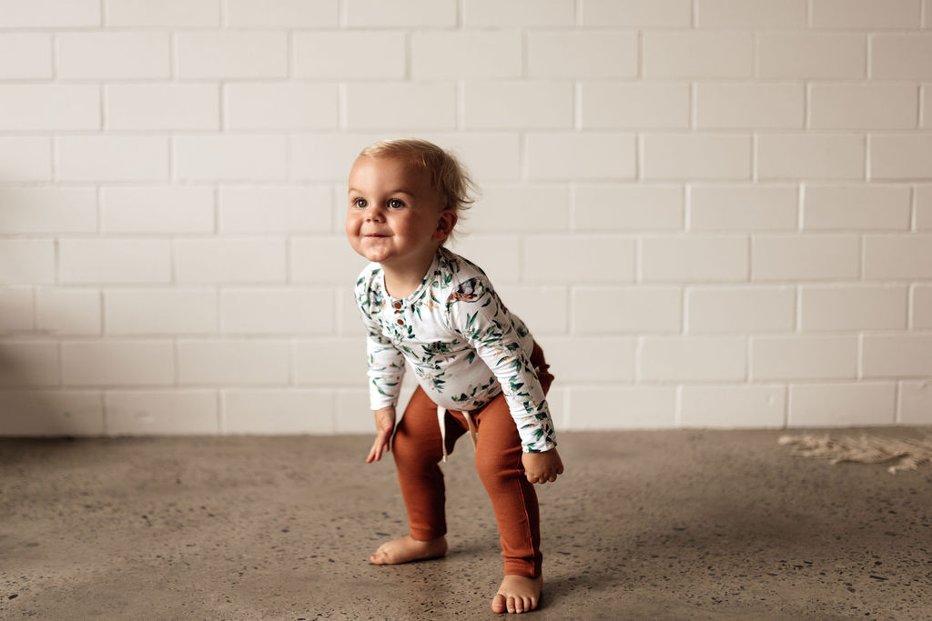 neutral baby tights